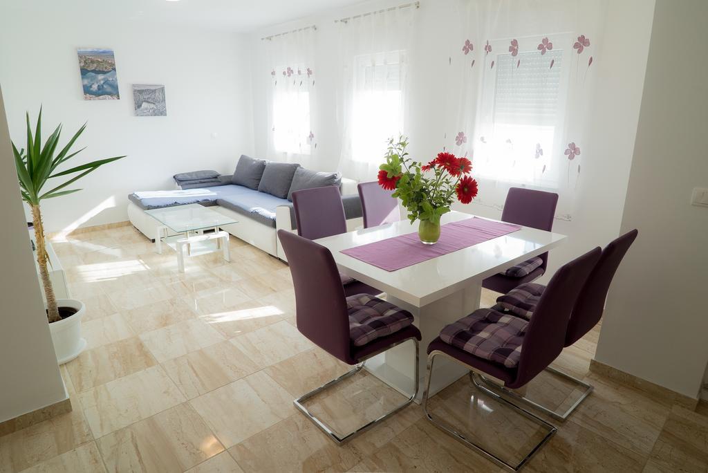 Apartmani Ruzica Μακάρσκα Εξωτερικό φωτογραφία
