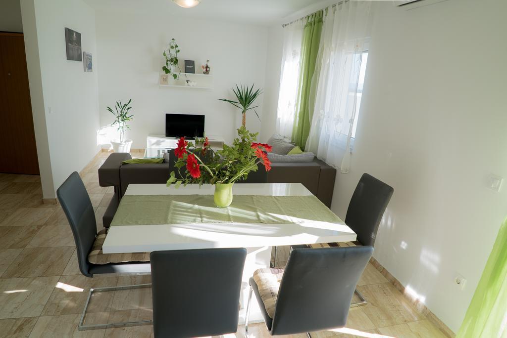 Apartmani Ruzica Μακάρσκα Εξωτερικό φωτογραφία