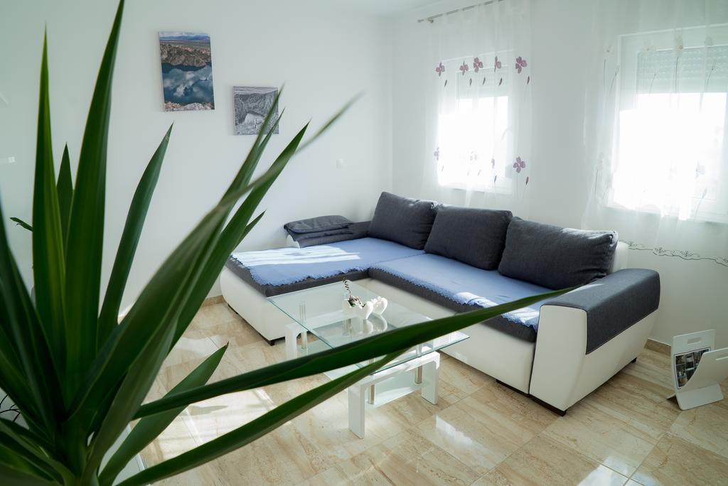 Apartmani Ruzica Μακάρσκα Εξωτερικό φωτογραφία